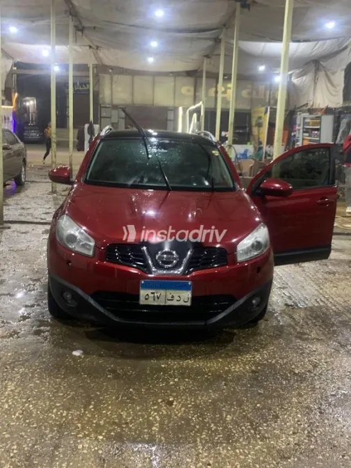نيسان قشقاي 2014 أحمر مستعملة للبيع - 4