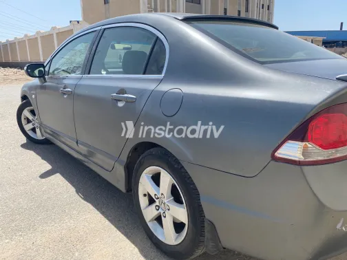 Honda Civic 2009 White Used for Sale - 4