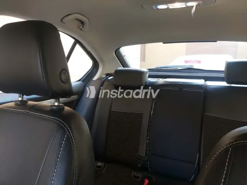 سكودا اوكتافيا A7 2016 أبيض مستعملة للبيع - 1