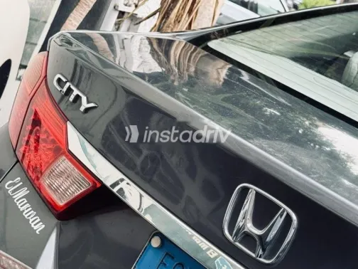 هوندا سيتى 2016 رمادي مستعملة للبيع - 4