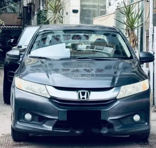 هوندا سيتى 2016 رمادي مستعملة للبيع