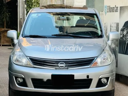 نيسان تيدا 2011 فضي مستعملة للبيع - 2