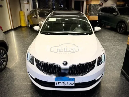 Skoda Octavia 2020 White Used for Sale - 3