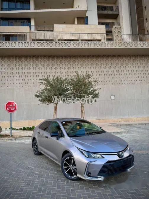 Toyota Corolla 2021 Silver Used for Sale - 1