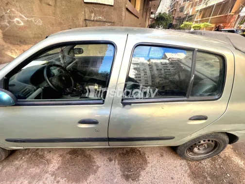 رينو كليو 2002 موكا مستعملة للبيع - 2