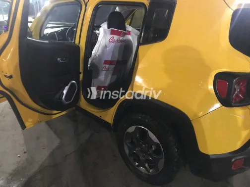 جيب رينيجيد 2018 أبيض مستعملة للبيع - 7