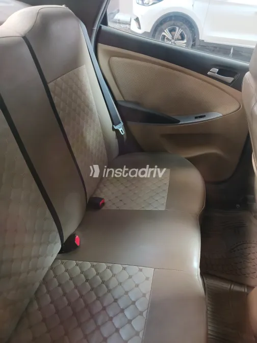 هيونداي اكسنت RB 2014 أبيض مستعملة للبيع - 2