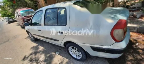 رينو كليو 2003 ذهبي مستعملة للبيع - 5