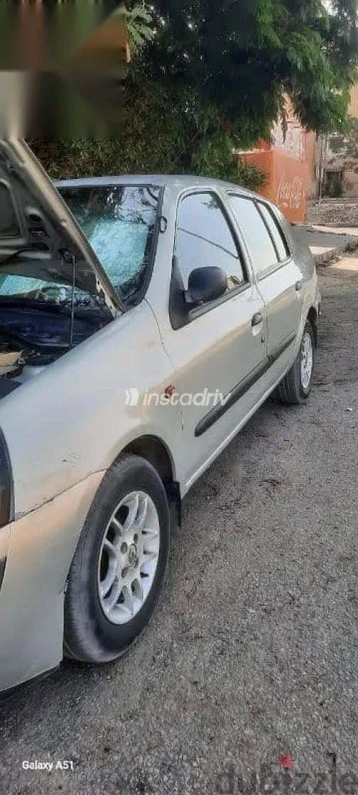 رينو كليو 2003 ذهبي مستعملة للبيع - 8