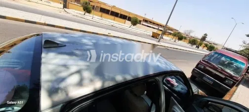 رينو كليو 2003 ذهبي مستعملة للبيع - 10