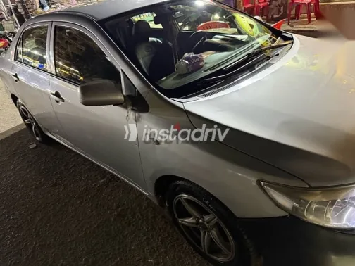 تويوتا كورولا 2013 رمادي مستعملة للبيع - 5