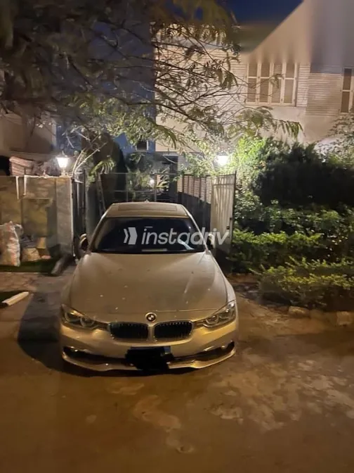 بي ام دبليو 320 2017 رمادي مستعملة للبيع - 1