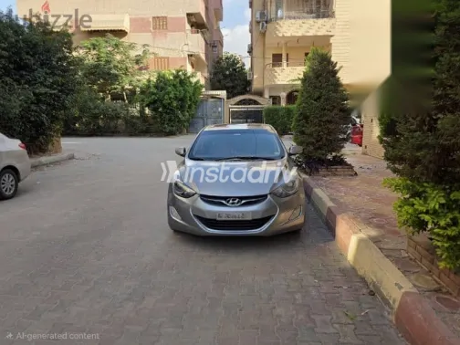 هيونداي إلنترا 2013 رمادي مستعملة للبيع - 3