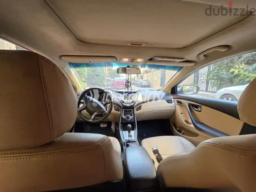 هيونداي إلنترا 2013 رمادي مستعملة للبيع - 6