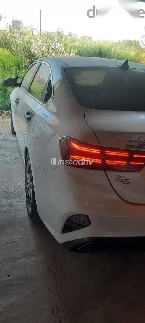 كيا كي 4 2023 أبيض مستعملة للبيع - 8