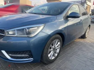 شيرى اريزو 3 2025 أزرق غامق مستعملة للبيع