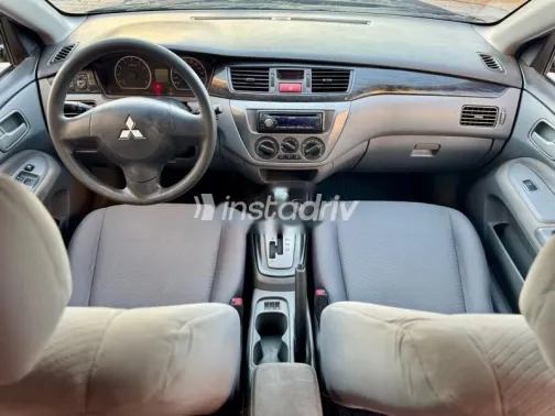 ميتسوبيشي لانسر 2013 أزرق غامق مستعملة للبيع - 3