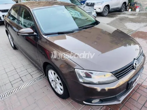 فولكس فاغن جيتا 2012 بني مستعملة للبيع - 3