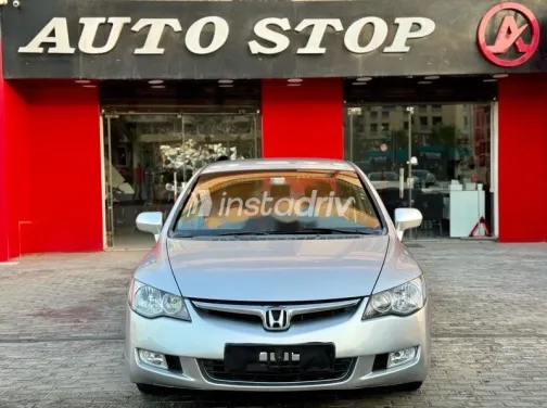 هوندا سيفك 2008 فضي مستعملة للبيع - 1