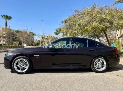 بي ام دبليو 520 2017 أسود مستعملة للبيع - 3