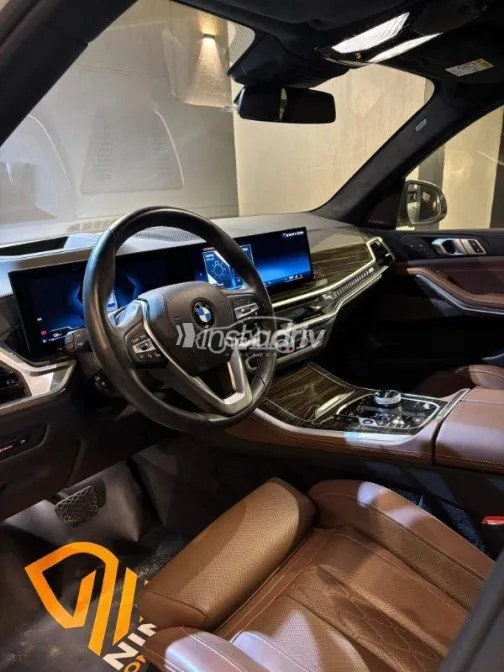 بي ام دبليو X5 2025 أبيض مستعملة للبيع - 4