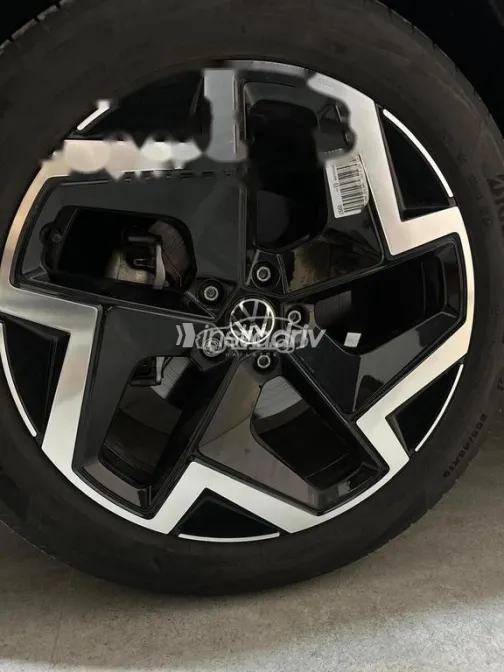 فولكس فاغن تيجون 2025 أبيض مستعملة للبيع - 3