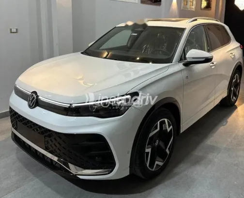 فولكس فاغن تيجون 2025 أبيض مستعملة للبيع - 4