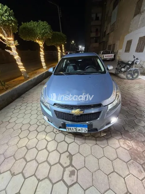 Chevrolet Cruze 2010 Blue Used for Sale - 2