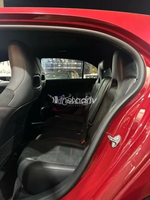 مرسيدس A 180 2022 أحمر مستعملة للبيع - 4