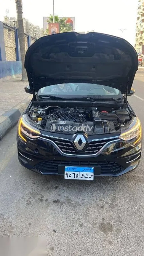 رينو ميجان 2023 أسود مستعملة للبيع - 3