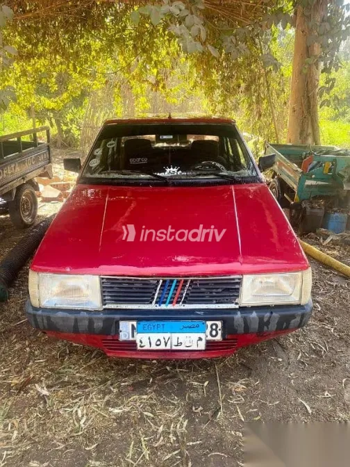 فيات ريجاتا 1986 أحمر مستعملة للبيع - 1