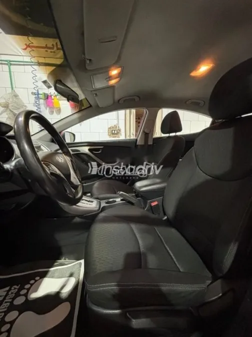 Hyundai Elantra 2012 Dark Red Used for Sale - 5