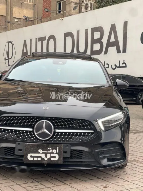 مرسيدس A 200 2020 أسود مستعملة للبيع - 3