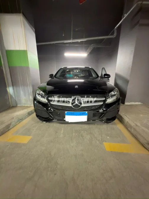 Mercedes C 180 2016 White Used for Sale - 7