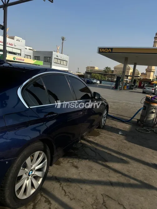 بي ام دبليو 318 2016 أبيض مستعملة للبيع - 9