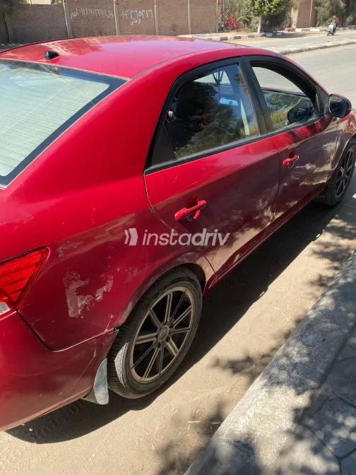 كيا سيراتو 2013 أبيض مستعملة للبيع - 3