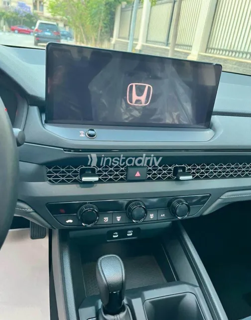 هوندا أكورد 2023 أبيض مستعملة للبيع - 4