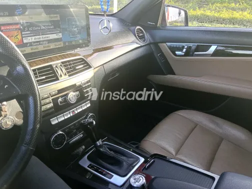 Mercedes C 250 2012 White Used for Sale - 2