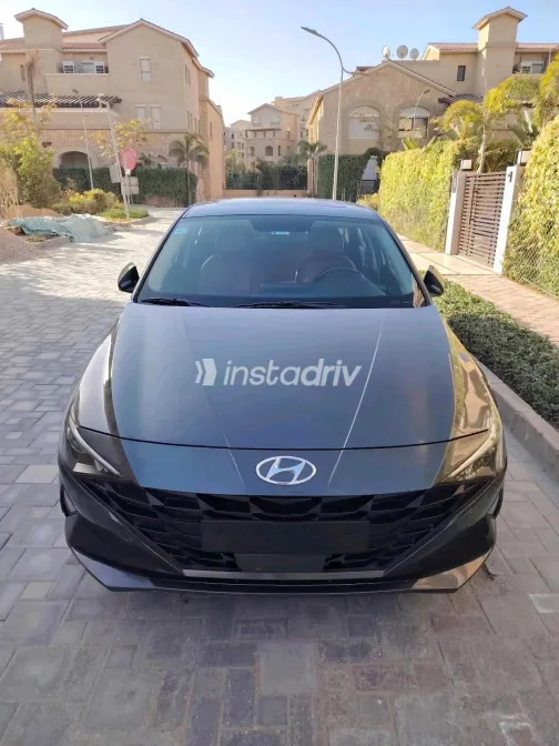 هيونداي إلنترا سى ان 7 2022 أبيض مستعملة للبيع - 6