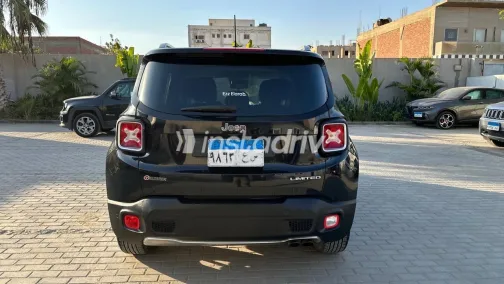 جيب رينيجيد 2017 أبيض مستعملة للبيع - 1