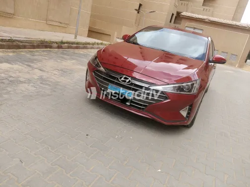 Hyundai Elantra AD 2020 White Used for Sale - 1