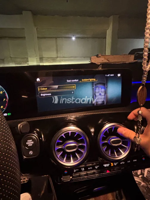 مرسيدس A 200 2021 أبيض مستعملة للبيع - 3