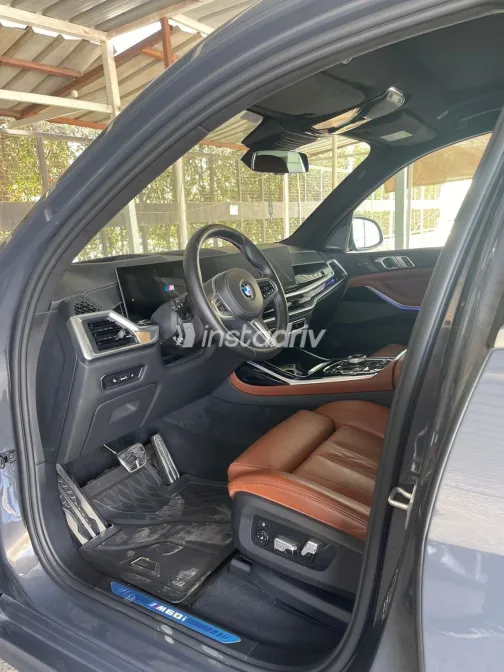 BMW X7 2024 White Used for Sale - 9