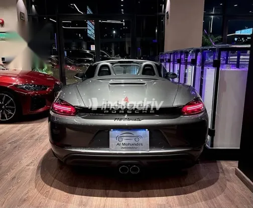 Porsche Boxster 2024 Gray Used for Sale - 4
