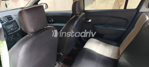 رينو لوجان 2015 ذهبي مستعملة للبيع - 4