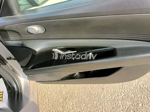 Hyundai Elantra 2021 Gray Used for Sale - 6