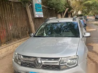 رينو داستر 2016 فضي مستعملة للبيع