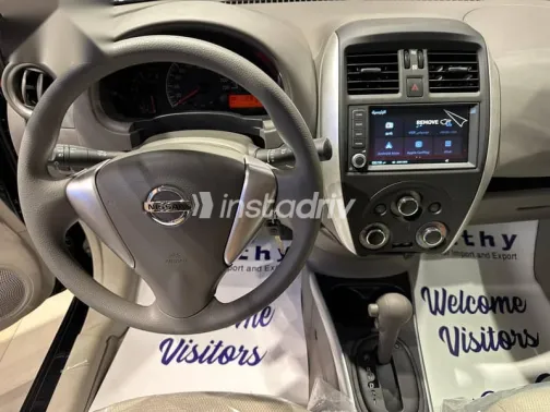 نيسان صنى 2026 أسود جديدة للبيع - 4