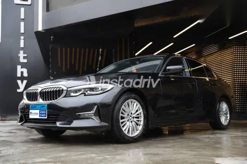 بي ام دبليو 320 2020 أسود مستعملة للبيع - 1