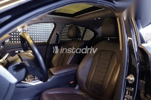 بي ام دبليو 320 2020 أسود مستعملة للبيع - 2